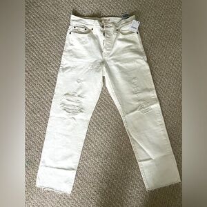 Levi’s white denim wedgie straight jeans - size 27